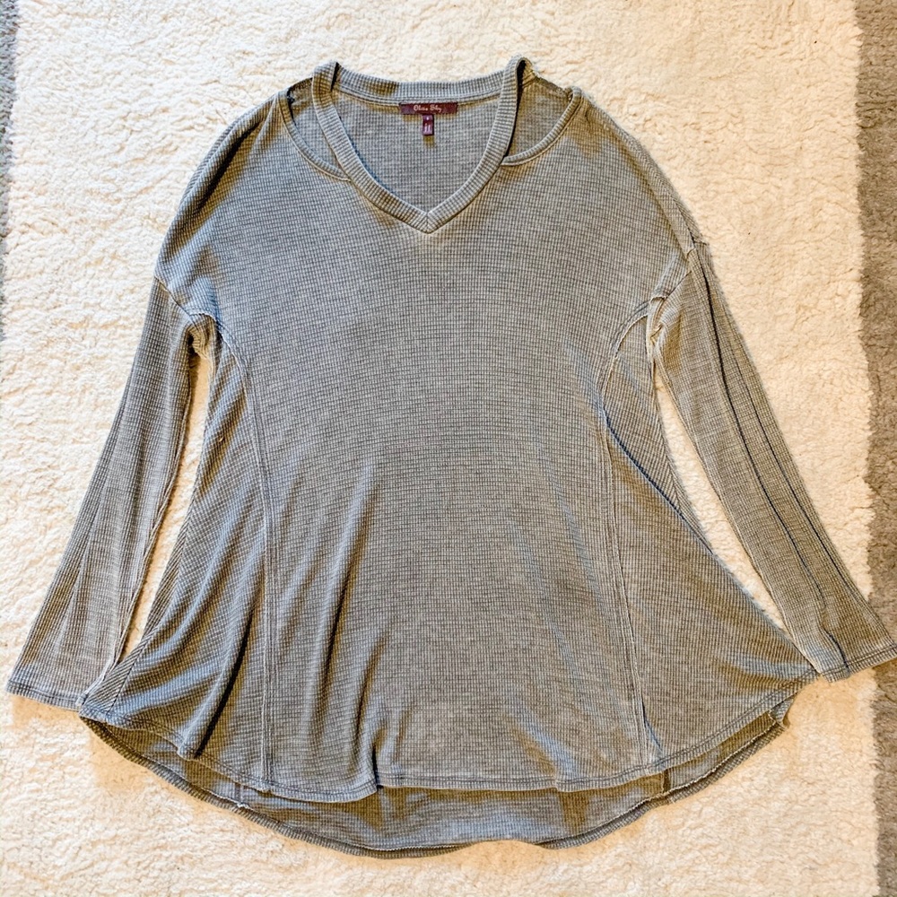 Olivia Sky gray waffle shirt
